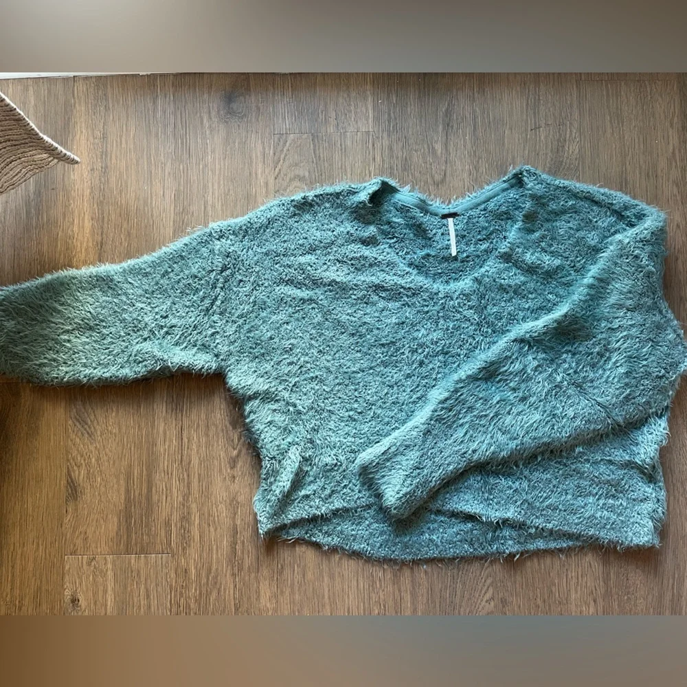 FP mossy green pullover/sweater - Picture 2 of 3